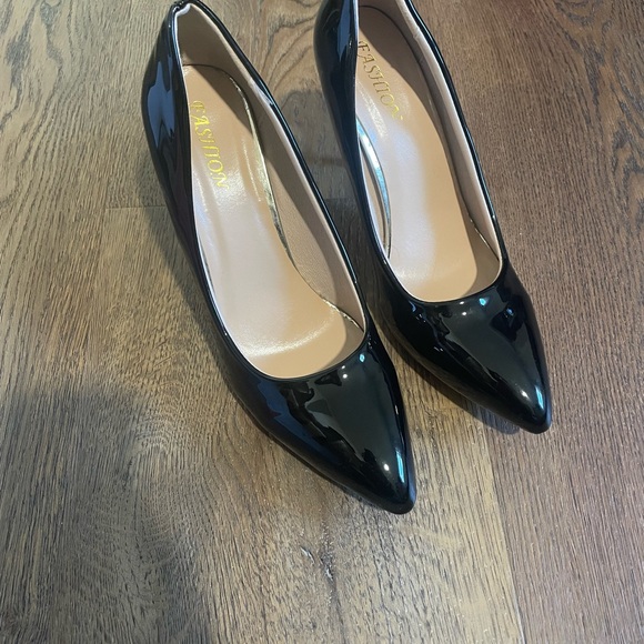 Shoes - Black Patent Leather Women's Heels